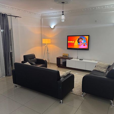Studio meublé haut standing, Wifi, TV - Yaoundé, Omnisports Exterior foto