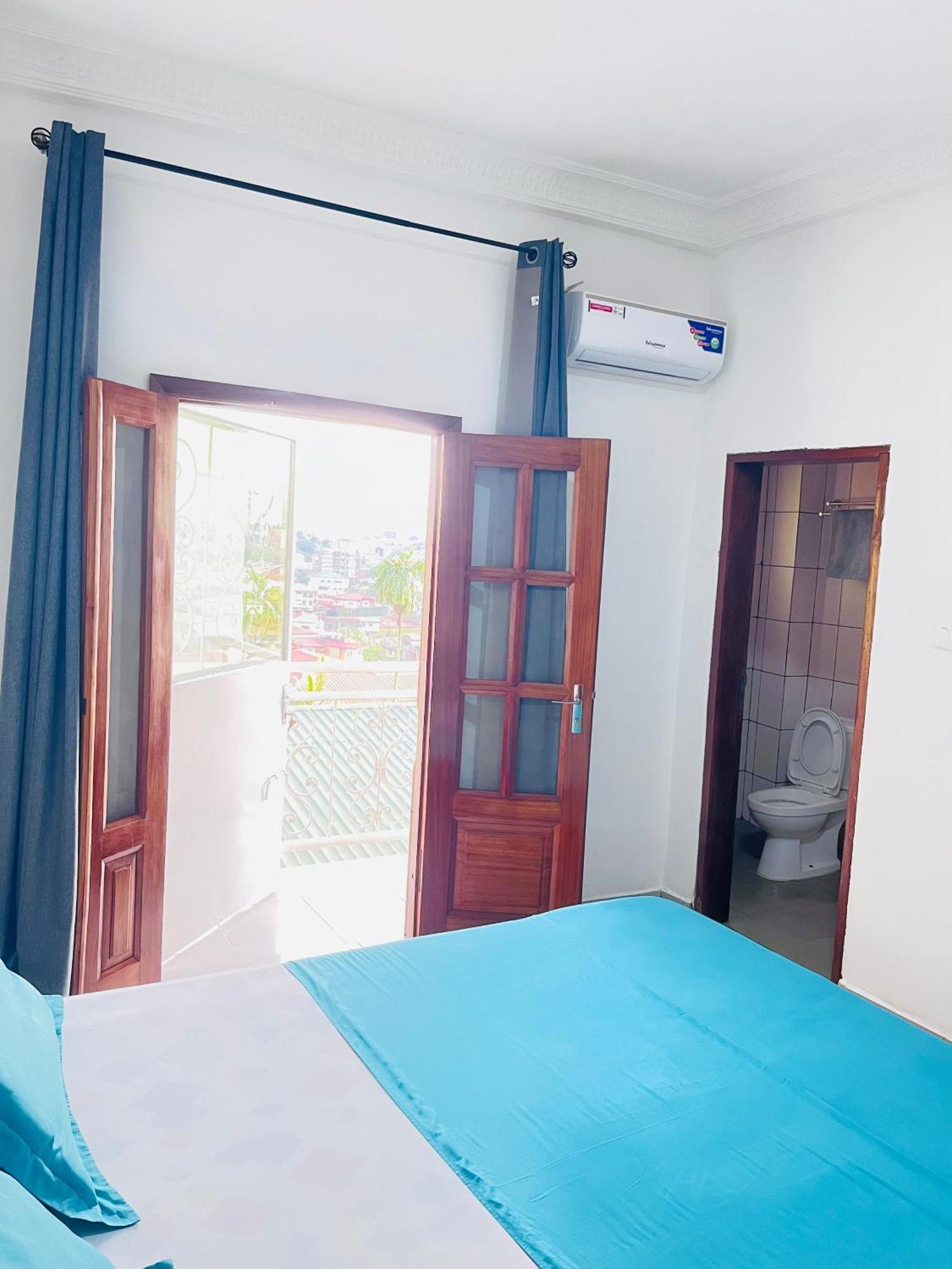 Studio meublé haut standing, Wifi, TV - Yaoundé, Omnisports Exterior foto